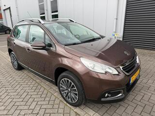 PEUGEOT 2008 1.2 VTi Active Cruise / Trekhaak / Panorama / Navi / Airco