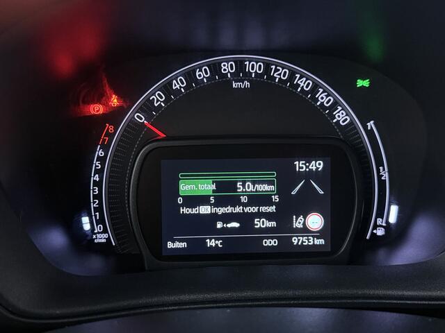 Toyota Aygo X 1.0 VVT-i MT Play | Apple CarPlay / Android Auto Navigatie | Fietsdragerbeugel | Stoelverwarming