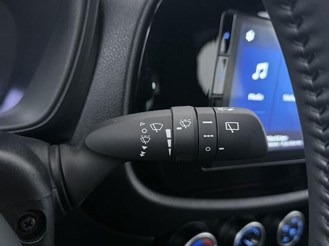Toyota Aygo X 1.0 VVT-i MT Play | Apple CarPlay / Android Auto Navigatie | Fietsdragerbeugel | Stoelverwarming