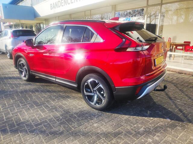 Mitsubishi Eclipse Cross 2.4 PHEV Intense+
