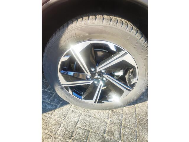 Mitsubishi Eclipse Cross 2.4 PHEV Intense+