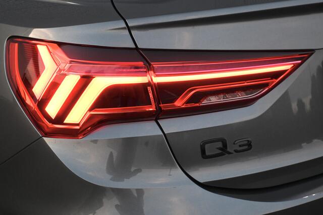 Audi Q3 Sportback 45 TFSI e S-line Sonos | Matrix | Sonos | Apple-Carplay | RSQ3 | Fabrieksgarantie 