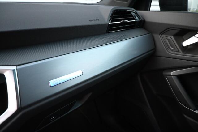 Audi Q3 Sportback 45 TFSI e S-line Sonos | Matrix | Sonos | Apple-Carplay | RSQ3 | Fabrieksgarantie 