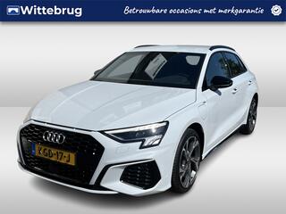 AUDI A3 SPORTBACK 40 TFSI e 2x S-Line / AUTOMAAT/ ZWART OPTIEK/ CAMERA/ PARK. SENSOREN/ LED/ SMARTPHONE INTERFACE/ VIRTUAL COCKPIT/ KEYLESS/ ADAPT. CRUISE/ NAVI/ CLIMA/ DAB/ 18