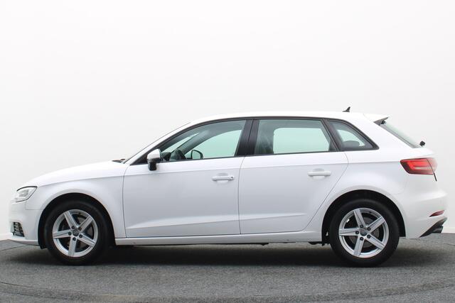 Audi A3 SPORTBACK 30 TFSI Pro Line Eerste Eigenaar, 5-Deurs, Airco, Cruise, Navigatie, Bluetooth, PDC, 16''