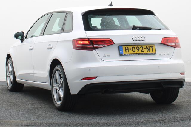 Audi A3 SPORTBACK 30 TFSI Pro Line Eerste Eigenaar, 5-Deurs, Airco, Cruise, Navigatie, Bluetooth, PDC, 16''
