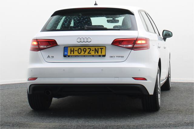 Audi A3 SPORTBACK 30 TFSI Pro Line Eerste Eigenaar, 5-Deurs, Airco, Cruise, Navigatie, Bluetooth, PDC, 16''