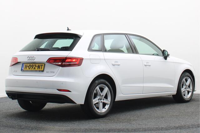 Audi A3 SPORTBACK 30 TFSI Pro Line Eerste Eigenaar, 5-Deurs, Airco, Cruise, Navigatie, Bluetooth, PDC, 16''