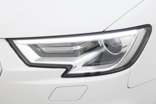 Audi A3 SPORTBACK 30 TFSI Pro Line Eerste Eigenaar, 5-Deurs, Airco, Cruise, Navigatie, Bluetooth, PDC, 16''