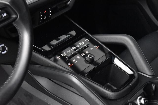 Porsche Cayenne 3.0 E-Hybrid 470pk Sport Chrono | Pano | Trekhaak | ACC | Matrix | Bose | 21'' Wielen | Orig. NL |