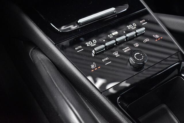 Porsche Cayenne 3.0 E-Hybrid 470pk Sport Chrono | Pano | Trekhaak | ACC | Matrix | Bose | 21'' Wielen | Orig. NL |