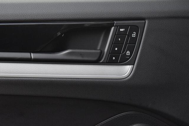 Porsche Cayenne 3.0 E-Hybrid 470pk Sport Chrono | Pano | Trekhaak | ACC | Matrix | Bose | 21'' Wielen | Orig. NL |