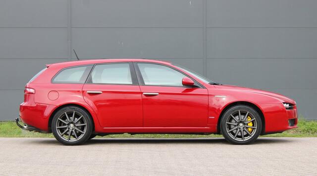 Alfa Romeo 159 Sportwagon 1.750 TBi Distinctive Leder OrigineelNL