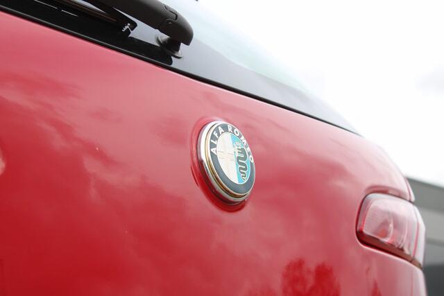 Alfa Romeo 159 Sportwagon 1.750 TBi Distinctive Leder OrigineelNL