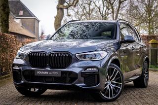 BMW X5 xDrive45e M Sport Sky Lounge Laser Soft Close 22