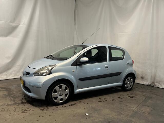 Toyota Aygo 1.0-12V + Schade - Koppeling matig