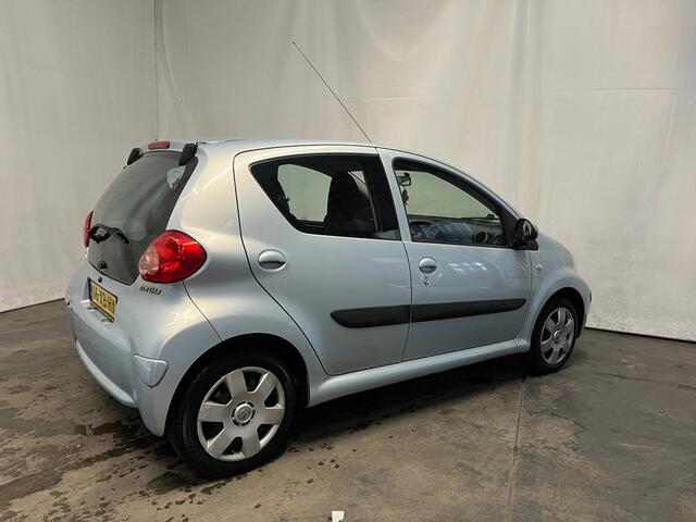 Toyota Aygo 1.0-12V + Schade - Koppeling matig