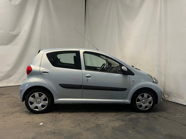 Toyota Aygo 1.0-12V + Schade - Koppeling matig