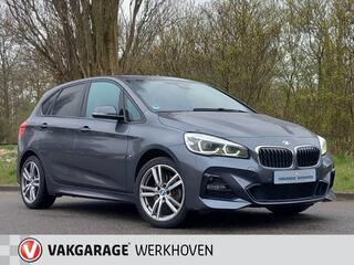 BMW 2-SERIE Active Tourer 220i High Executive M-Sport | Panoramadak | Afn. Trekhaak