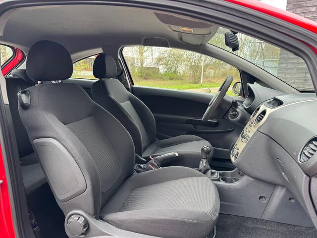 Opel Corsa 1.2-16V Selection