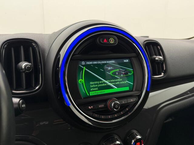 Mini Countryman Mini 1.5 Cooper | Automaat | Cruise control | Stoelverwarming | Parkeersensoren | Afneembare trekhaak