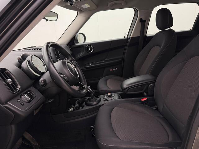 Mini Countryman Mini 1.5 Cooper | Automaat | Cruise control | Stoelverwarming | Parkeersensoren | Afneembare trekhaak