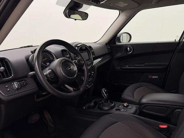 Mini Countryman Mini 1.5 Cooper | Automaat | Cruise control | Stoelverwarming | Parkeersensoren | Afneembare trekhaak