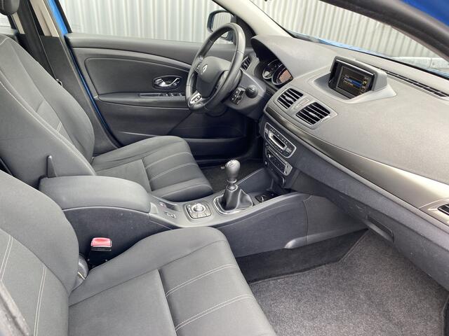 Renault Megane Estate 1.2 TCe Bose Clima, CC, Navi, PDC, LM, Afn.Trekh, nw. APK - Inruil Mogelijk -