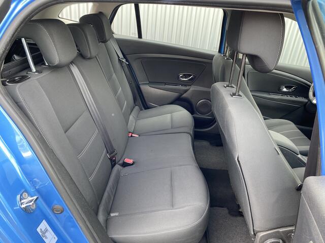 Renault Megane Estate 1.2 TCe Bose Clima, CC, Navi, PDC, LM, Afn.Trekh, nw. APK - Inruil Mogelijk -