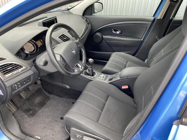 Renault Megane Estate 1.2 TCe Bose Clima, CC, Navi, PDC, LM, Afn.Trekh, nw. APK - Inruil Mogelijk -