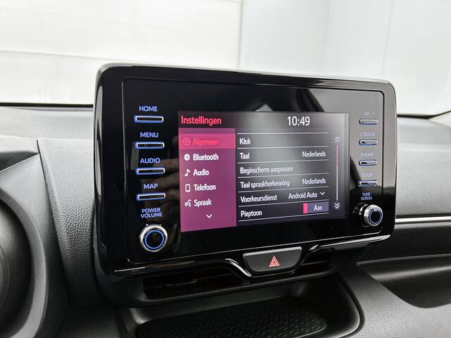 Toyota Yaris 1.5 Hybrid Dynamic | All-Seasonbanden | Stoelverwarming |
