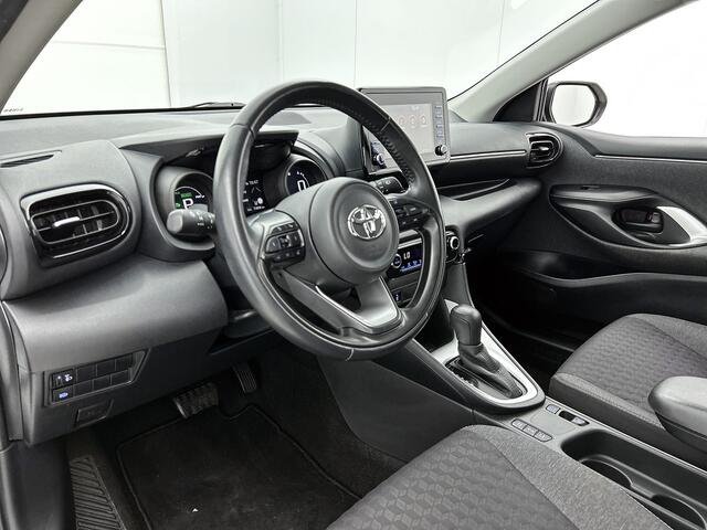 Toyota Yaris 1.5 Hybrid Dynamic | All-Seasonbanden | Stoelverwarming |