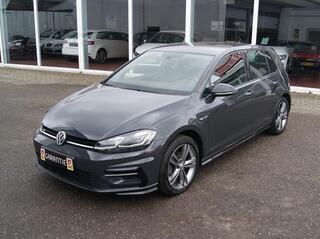 VOLKSWAGEN GOLF 1.0 TSI Highline Business R Clima,Pdc,R-Line,Dynaudio,Rijklaarprijs!!