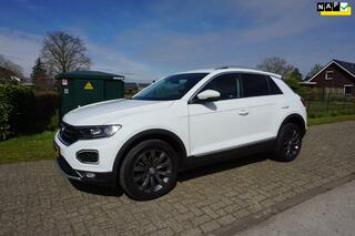 VOLKSWAGEN T-Roc 1.5 TSI Sport 1e eigenaar virtual cockpit LED
