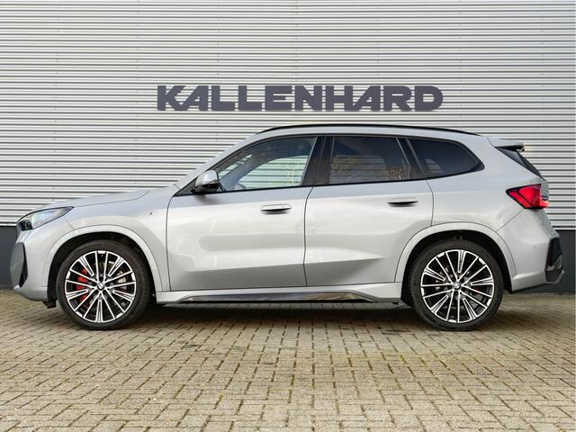 BMW X1 sDrive18i - M-Sport Pro - Pano - Trekhaak - Memoryzetels - Head-up - ACC