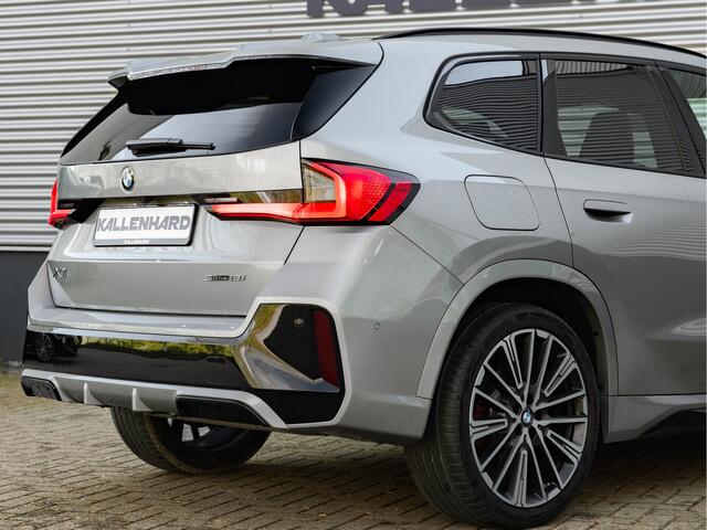 BMW X1 sDrive18i - M-Sport Pro - Pano - Trekhaak - Memoryzetels - Head-up - ACC