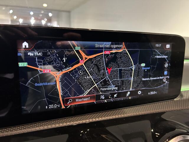 Mercedes-Benz A-Klasse 200 AMG Line | Panoramadak | Navigatie | Stoelverwarming |