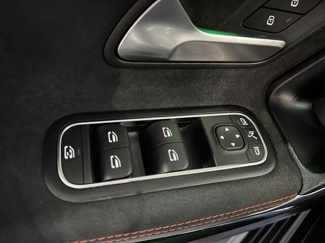 Mercedes-Benz A-Klasse 200 AMG Line | Panoramadak | Navigatie | Stoelverwarming |
