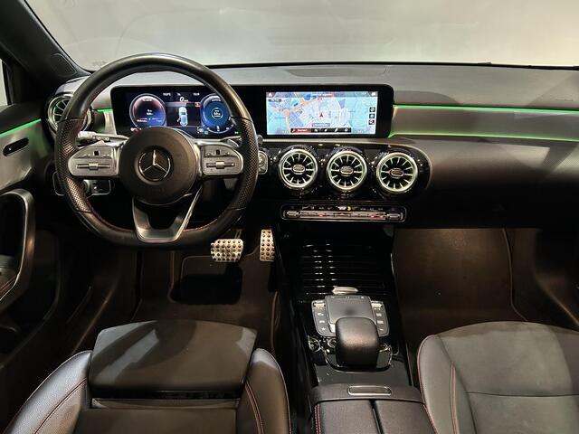 Mercedes-Benz A-Klasse 200 AMG Line | Panoramadak | Navigatie | Stoelverwarming |