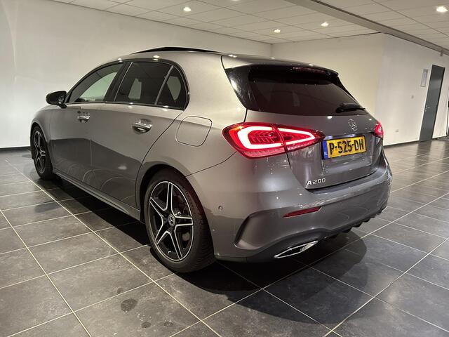 Mercedes-Benz A-Klasse 200 AMG Line | Panoramadak | Navigatie | Stoelverwarming |