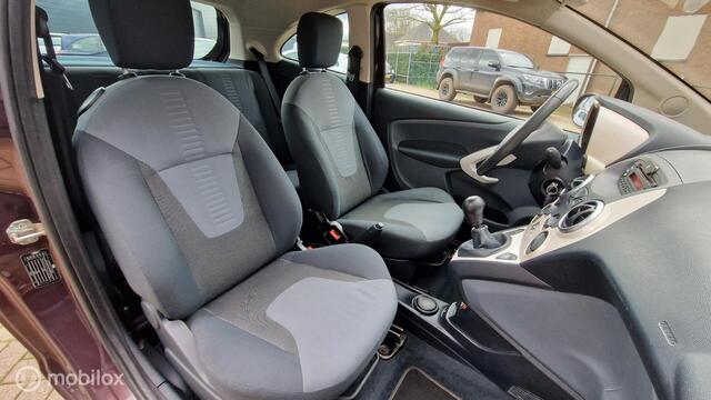 Ford KA 1.2 Titanium AIRCO NW APK 123000 KM NAP