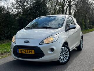 FORD KA 1.2 Titanium X | Airco + Nette auto Nu � 2.450,-!!!