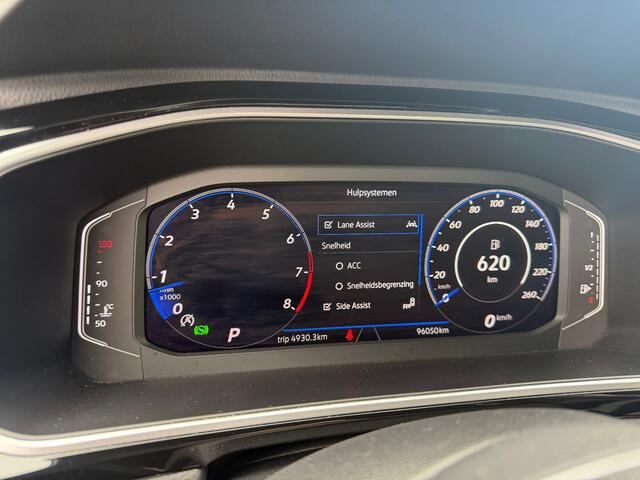 Volkswagen T-ROC 1.5 TSI R-Line 150PK Carplay|ACC|Canera|DSG|keyless