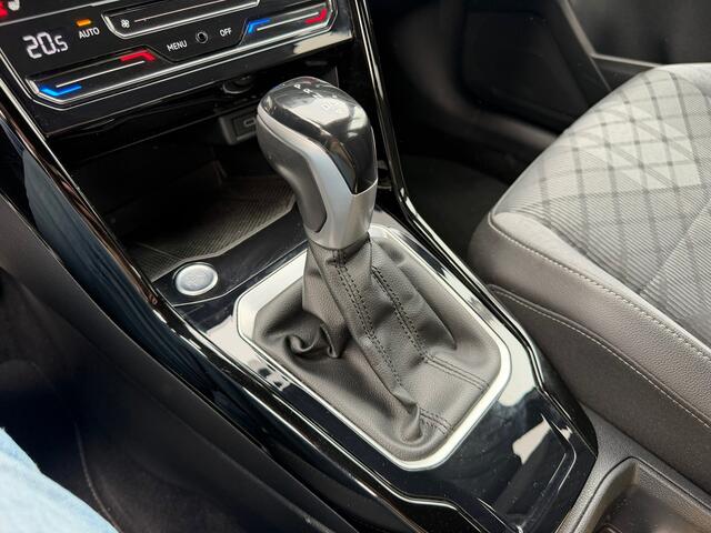 Volkswagen T-ROC 1.5 TSI R-Line 150PK Carplay|ACC|Canera|DSG|keyless