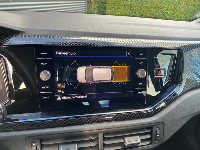 Volkswagen Polo 1.0 TSI Life LM VELGEN/ CARPLAY/ STOELVERWARMING