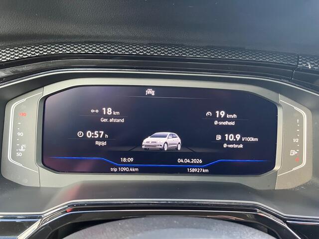 Volkswagen Polo 1.0 TSI Life LM VELGEN/ CARPLAY/ STOELVERWARMING