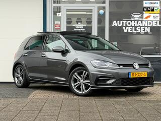 VOLKSWAGEN GOLF 1.5 TSI Highline Business R-Line Automaat Pano