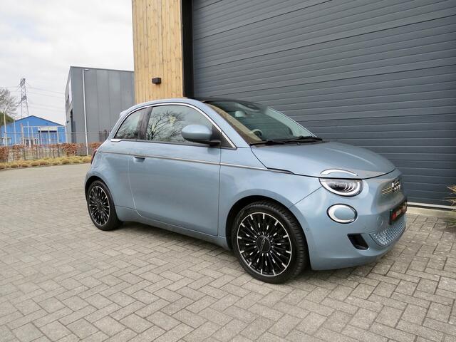 Fiat E-500 La Prima 42 kWh Leder Carplay Unieke kleur