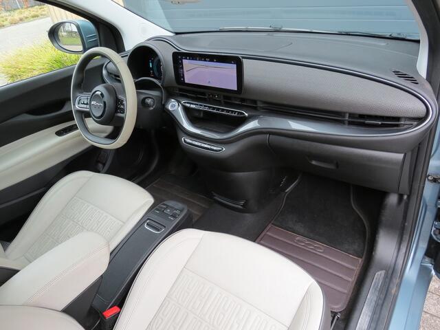 Fiat E-500 La Prima 42 kWh Leder Carplay Unieke kleur