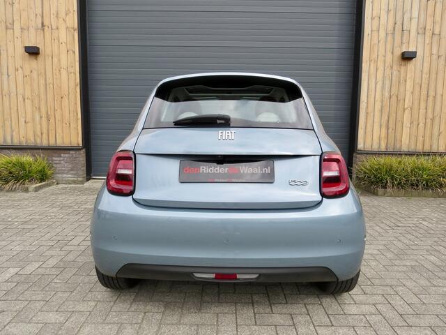 Fiat E-500 La Prima 42 kWh Leder Carplay Unieke kleur
